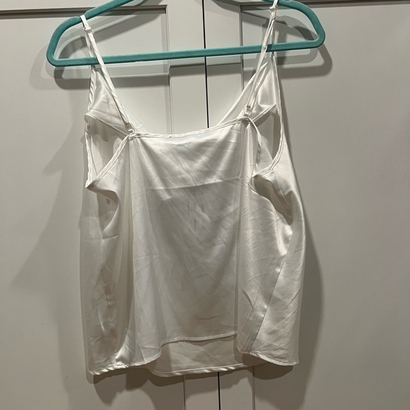 NWT Simplee apparel scoop neck white satin tank size xxl - Picture 3 of 5
